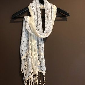 Very Cute oblong scarf